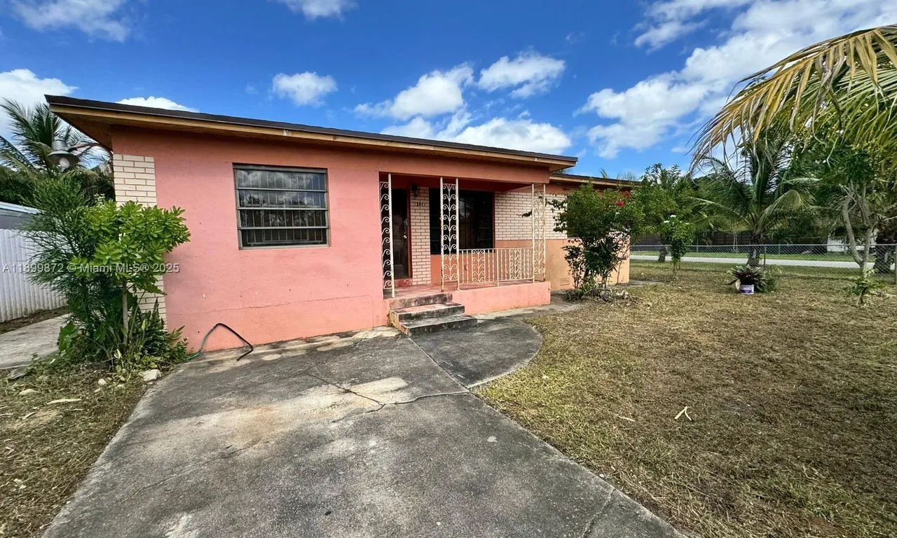 341 Aladdin St, Opa-Locka FL 33054