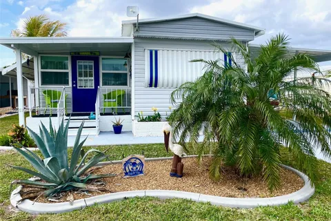 220 derwent blvd, Fort Myers FL 33908