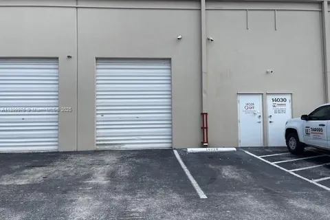 14028 NW 82nd Ave # 10, Miami Lakes FL 33016