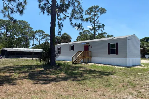 8018 Grady Dr, Fort Myers FL 33917