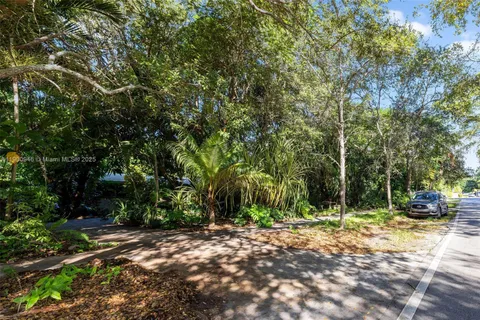 15290 SW 82nd Ave, Palmetto Bay FL 33157