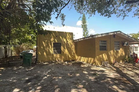 1340 Peri St, Opa-Locka FL 33054