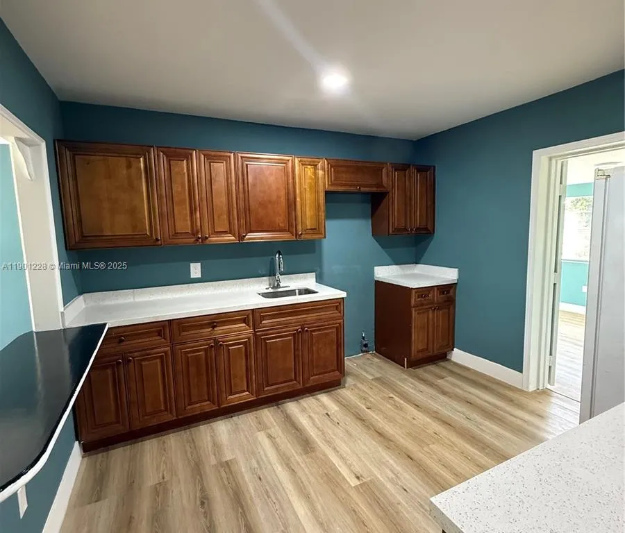 2409 SE 2nd Ave SE, Vero Beach FL 32962