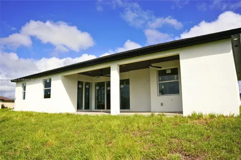 322 NW 9th st, Cape Coral FL 33993