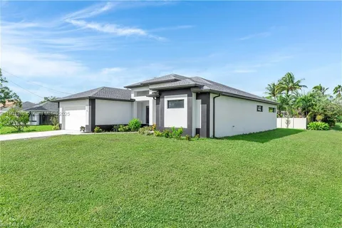 2218 SW 25th st, Cape Coral FL 33914