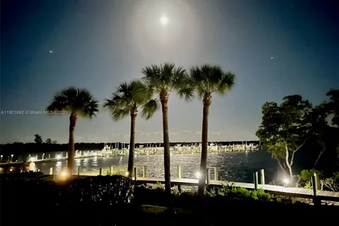 6102 SE Landing Way # 2, Stuart FL 34997