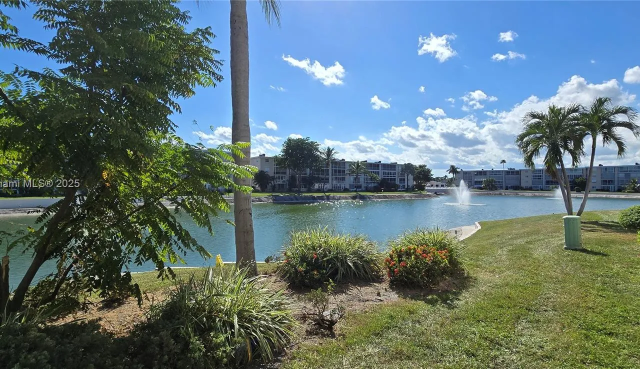 2616 N Garden Dr N # 106, Lake Worth FL 33461