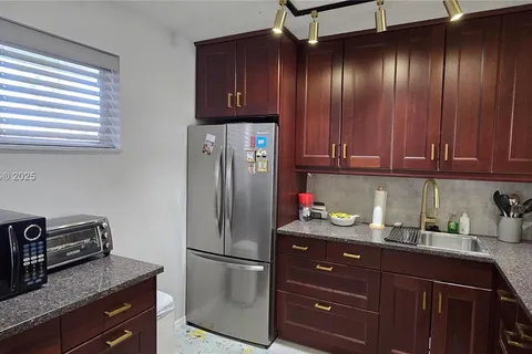 2616 N Garden Dr N # 106, Lake Worth FL 33461