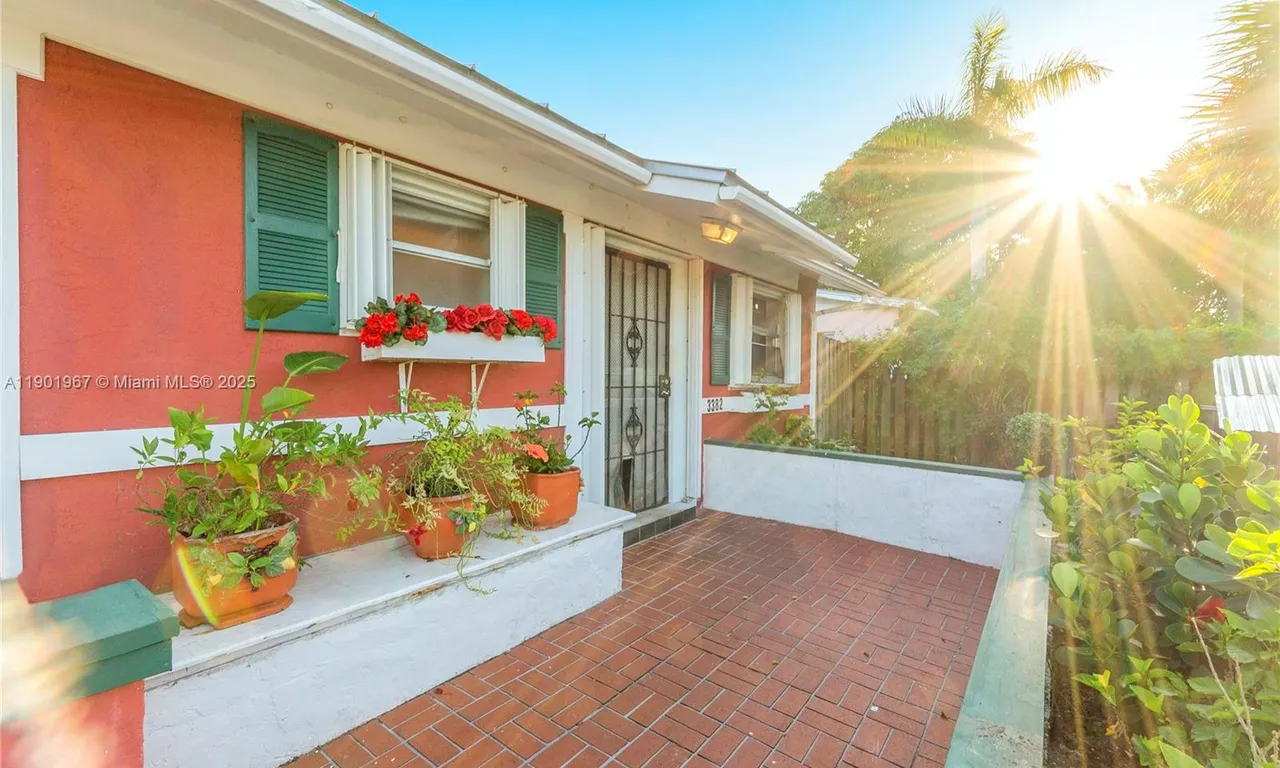 3382 SE Hawthorne St, Stuart FL 34997