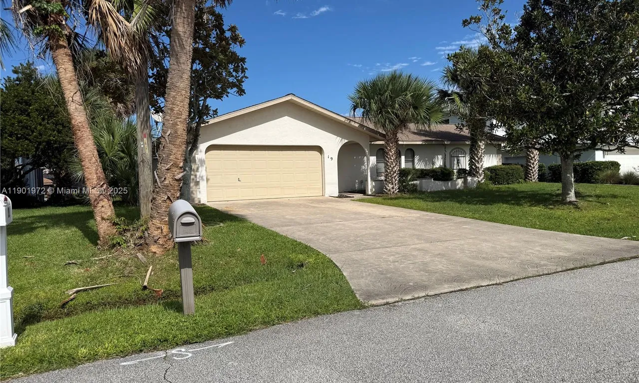 19 colonial, Palm Coast FL 32137