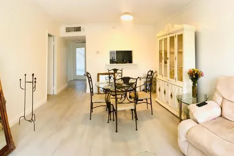 3431 NW 50th Ave # 207, Lauderdale Lakes FL 33319