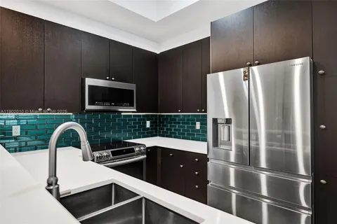 518 N Federal Hwy # 14, Lake Worth FL 33460