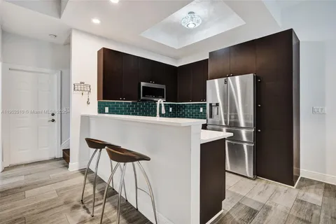 518 N Federal Hwy # 14, Lake Worth FL 33460