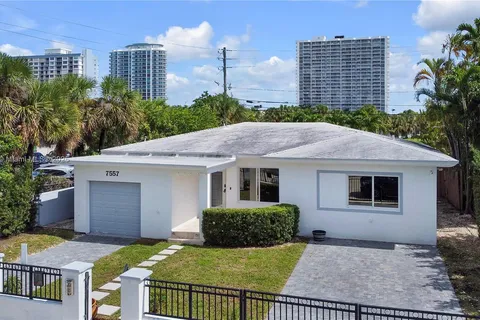 7557 Mutiny Ave, North Bay Village FL 33141