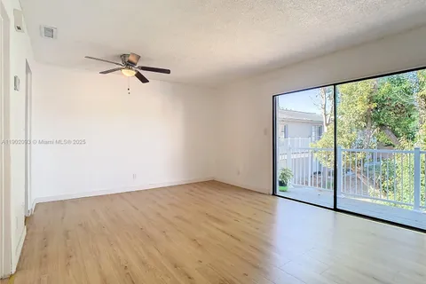 7309 Daniel Webster Dr # 2B, Winter Park FL 32792