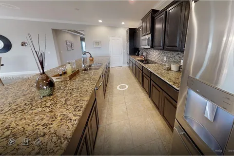 6476 Dunbarton, North Port FL 34291