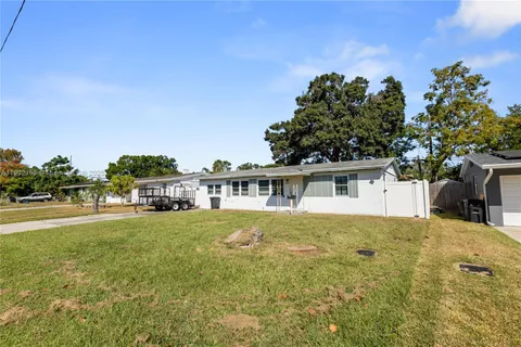 5721 65TH AVE N, Other City - In The State Of Florida FL 33781