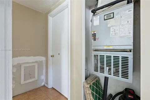 5721 65TH AVE N, Other City - In The State Of Florida FL 33781