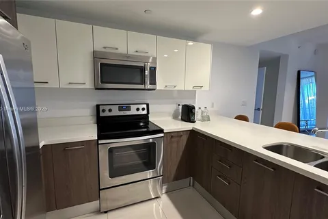 1120 98th St # 302, Bay Harbor Islands FL 33154