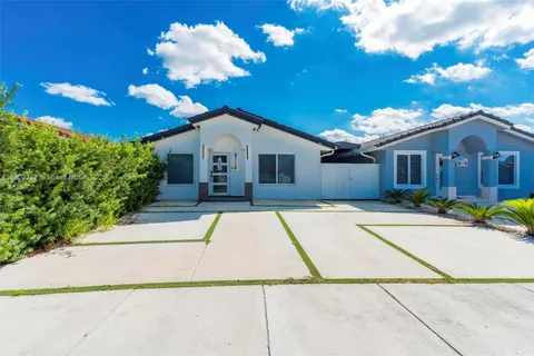 9174 NW 114th Ter, Hialeah Gardens FL 33018