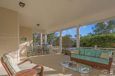 1053 Big Pine Way, Jupiter FL 33458