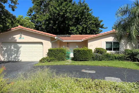 8535 NW 25th Pl, Coral Springs FL 33065
