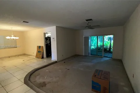 8535 NW 25th Pl, Coral Springs FL 33065