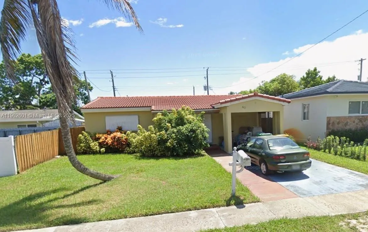 40 SE 3rd Ter, Dania Beach FL 33004
