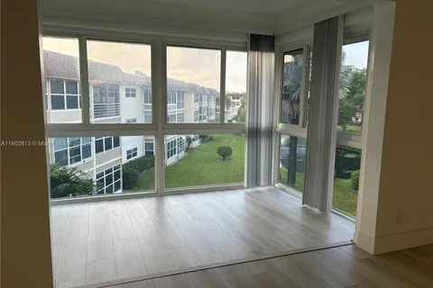 4700 NW 35TH ST # 602, Lauderdale Lakes FL 33319