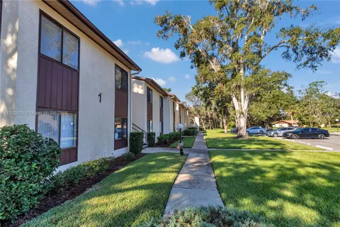 737 Midway Dr # B, Ocala FL 34472