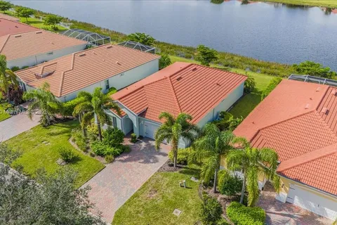 3348 Apple Blossom, Fort Myers FL 33920