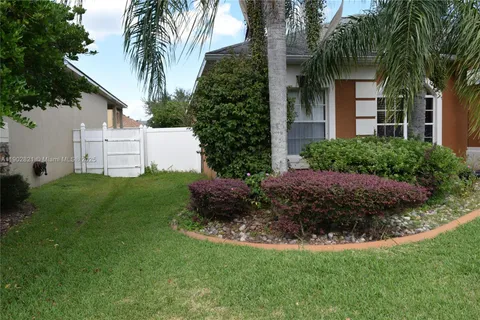 18081 Thornhill Grand Circle, Orlando FL 32820