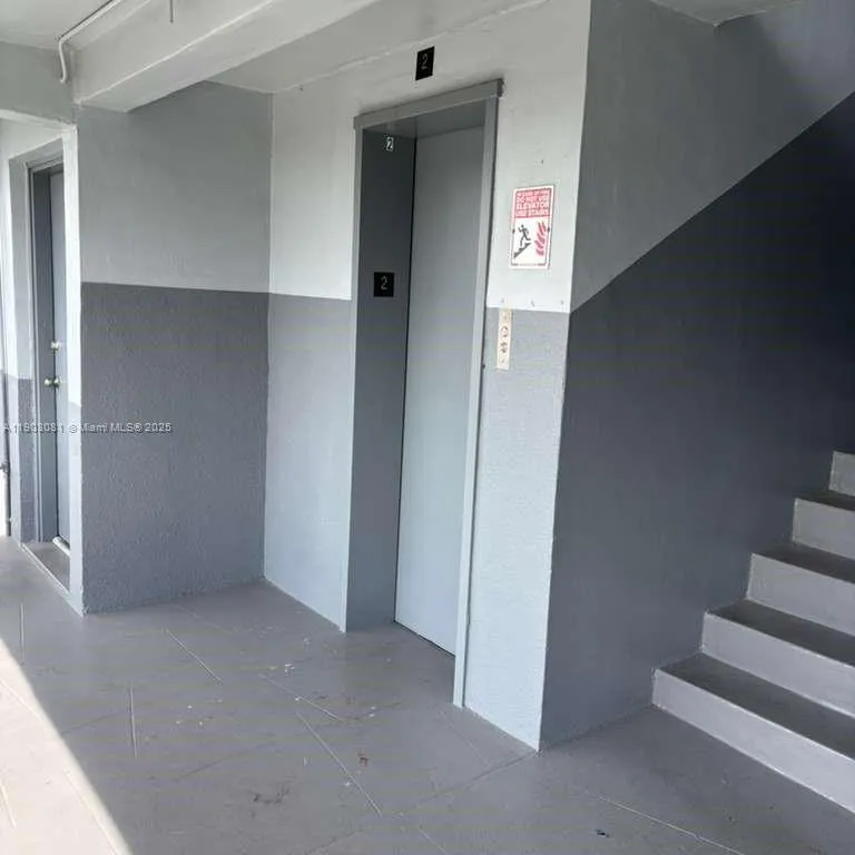 11195 SW 1st St # 216, Sweetwater FL 33174