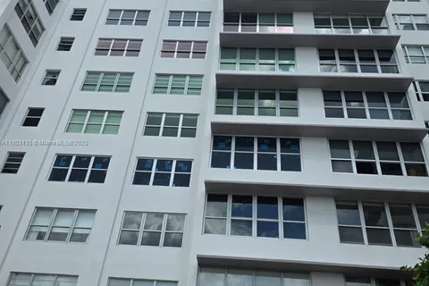 9102 W Bay Harbor Drive # C, Bay Harbor Islands FL 33154