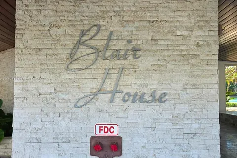 9102 W Bay Harbor Drive # C, Bay Harbor Islands FL 33154