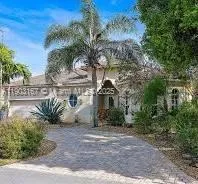 950 Greensward Ln, Delray Beach FL 33445