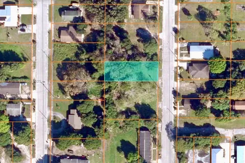 609 18th N St, Fort Pierce FL 34950