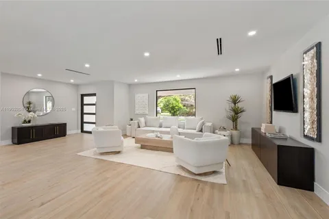 14270 SW 73rd Ave, Palmetto Bay FL 33158