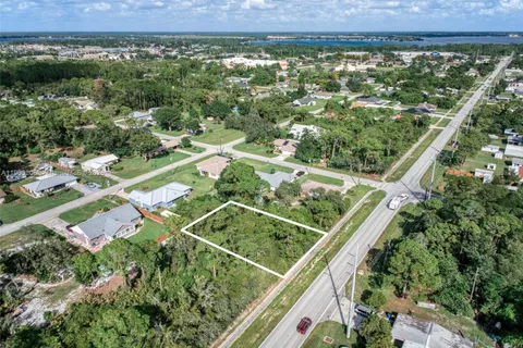 3208 THUNDERBIRD ROAD, Sebring FL 33872