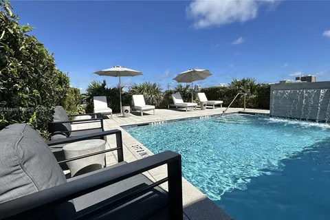 1120 98th St # 303, Bay Harbor Islands FL 33154