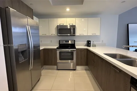 1120 98th St # 403, Bay Harbor Islands FL 33154