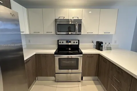 1120 98th St # 503, Bay Harbor Islands FL 33154