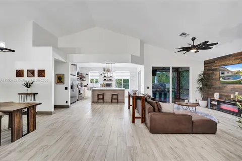 6669 NW 81st Ct, Parkland FL 33067