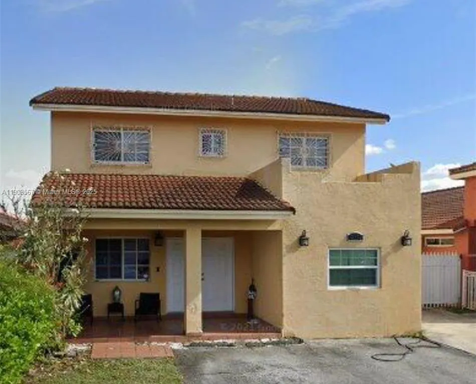 12373 NW 98th Ave, Hialeah Gardens FL 33018