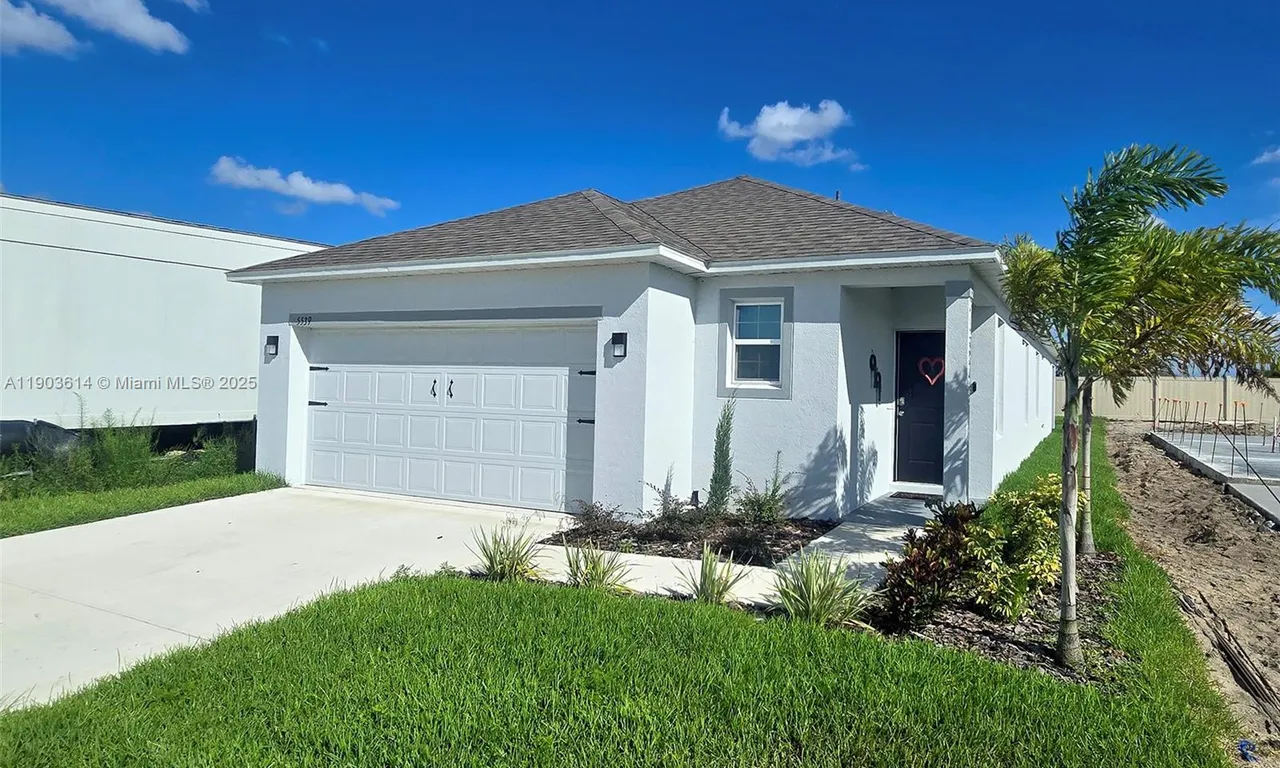 5539 Maddie Dr, Davenport FL 33837