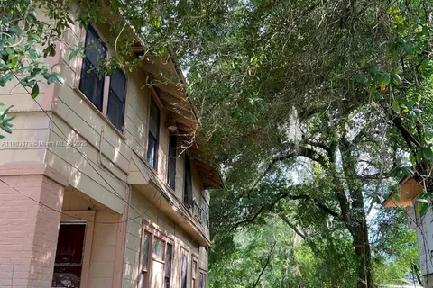 232 W 19th St, Other City - In The State Of Florida FL 32206