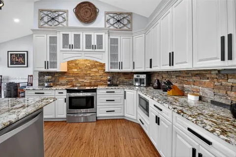 9505 Majestic Way, Boynton Beach FL 33437