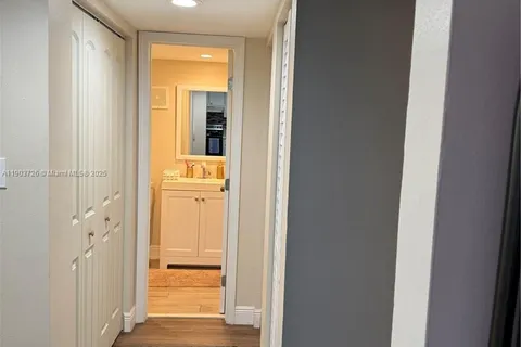 3121 NW 47th Ter # 412, Lauderdale Lakes FL 33319