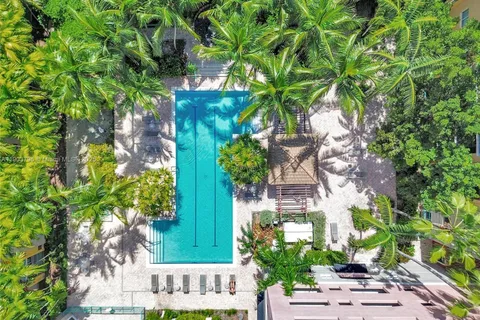 6001 SW 70th St # 113, South Miami FL 33143