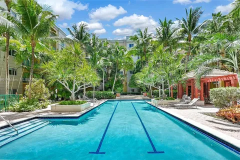 6001 SW 70th St # 113, South Miami FL 33143